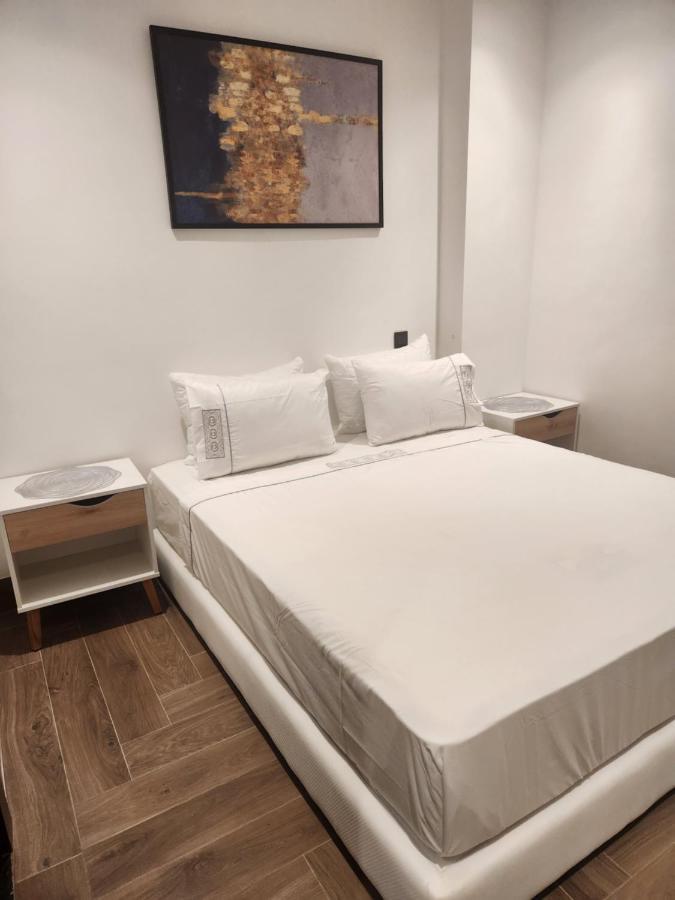 Modern Luxury Retreat: 2-Bedroom Apartment In The Heart Of Marrakech Marrakesh Exterior foto